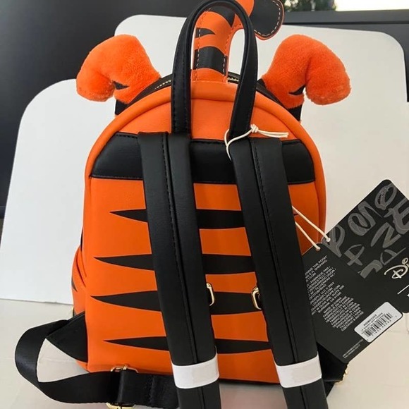 Loungefly Winnie the Pooh Tigger Mini Backpack NEW main image 4
